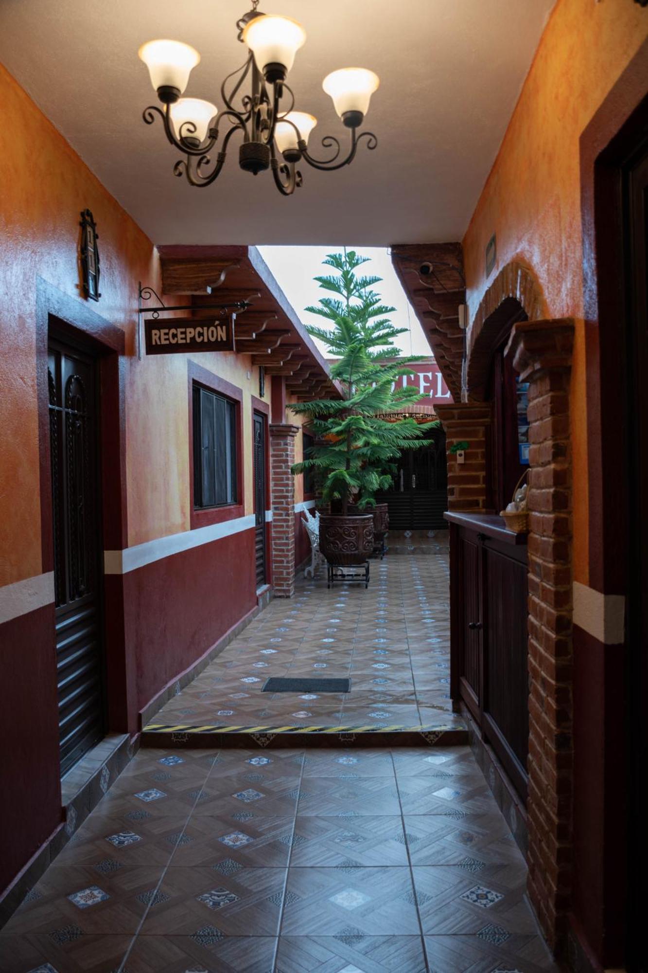 Hotel El Patio Tequisquiapan Exterior foto
